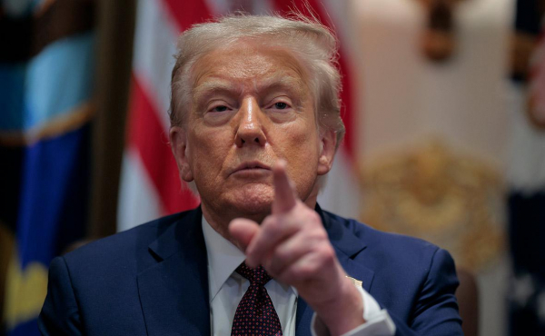 
                    Трамп отменит выделение иностранной помощи на $5 млрд
                