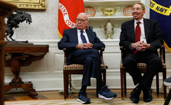 Трамп раскрыл имена миллиардеров — участников сделки по TikTok
Трамп раскрыл имена миллиардеров — участников сделки по TikTok