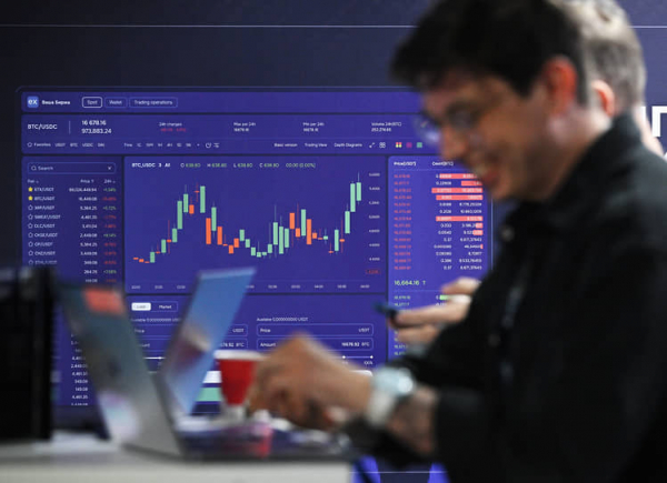 
                Криптовалюте А7A5 повысили статус
            