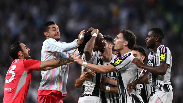 &laquo;Ювентус&raquo; вырвал победу над &laquo;Интером&raquo; в матче Серии А с семью голами