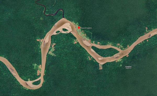 Протестующие атаковали кортеж президента Эквадора
Протестующие атаковали кортеж президента Эквадора