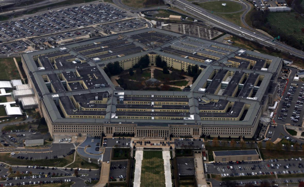
                    США аннулировали визы «праздновавшим» смерть Чарли Кирка в соцсетях
                
