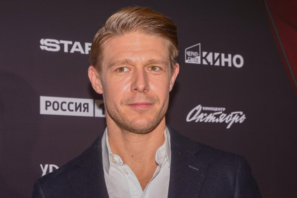 Никита Ефремов рассказал, как встретил отца после колонии — тяжелый момент