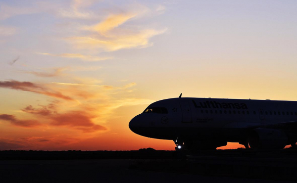 Рейсы тысяч самолетов Airbus отменили из-за уязвимости к влиянию Солнца
Рейсы тысяч самолетов Airbus отменили из-за уязвимости к влиянию Солнца