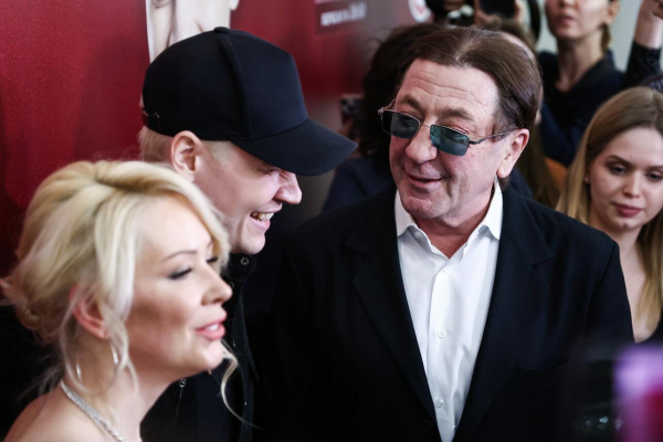 Лепс сделал бывшей жене роскошный подарок — Аврора напряглась Лепс сделал бывшей жене роскошный подарок — Аврора напряглась