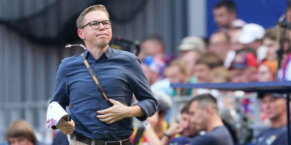 Журавель и Крестинин прокомментируют матч 17‑го тура РПЛ между «Зенитом» и «Рубином» Журавель и Крестинин прокомментируют матч 17‑го тура РПЛ между «Зенитом» и «Рубином»