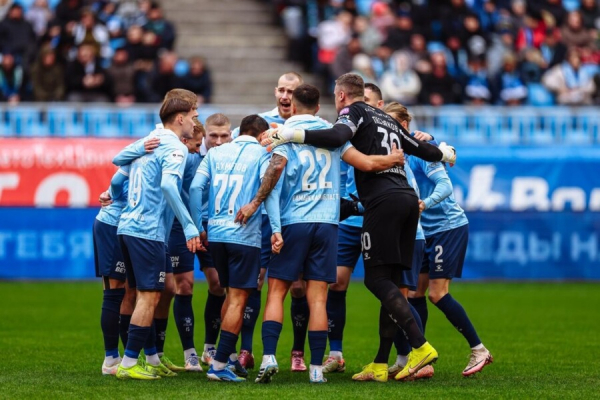 Худшая команда осени дала бой «Зениту» и отобрала у фаворита важные очки Худшая команда осени дала бой «Зениту» и отобрала у фаворита важные очки