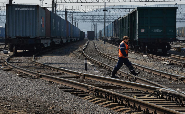 В РЖД зафиксировали падение объемов недобросовестных заявок на перевозку
В РЖД зафиксировали падение объемов недобросовестных заявок на перевозку