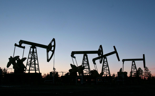 Цена российской нефти Urals опустилась ниже $40
Цена российской нефти Urals опустилась ниже $40