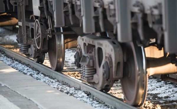 
                    СУЭК получит ₽2,5 млрд неустойки за сорванную поставку вагонов
                