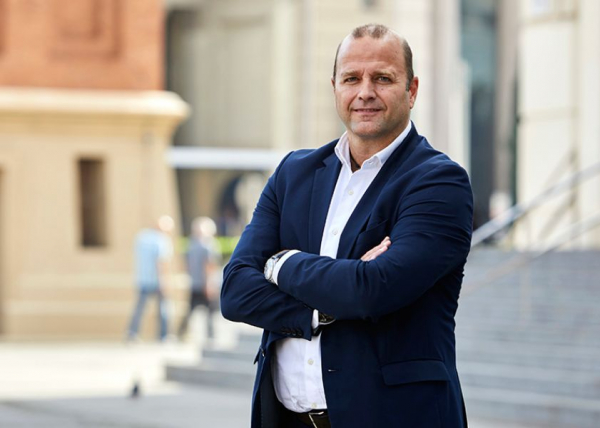 Криптовалютным спонсором «Барселоны» стал сомнительный стартап
Криптовалютным спонсором «Барселоны» стал сомнительный стартап