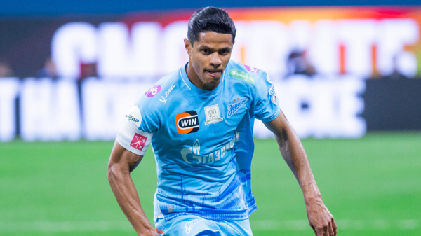 Тренер «Зенита» Семак: «По Дугласу Сантосу посмотрим по срокам возвращения, травма довольно серьезная» Тренер «Зенита» Семак: «По Дугласу Сантосу посмотрим по срокам возвращения, травма довольно серьезная»