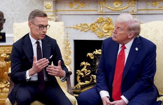 Песков прокомментировал слова Стубба о возможном диалоге России и Европы
Песков прокомментировал слова Стубба о возможном диалоге России и Европы