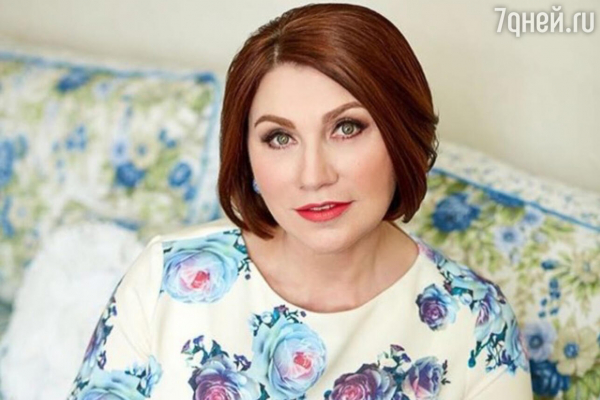 Счастливая Сябитова впервые показала новорожденного внука