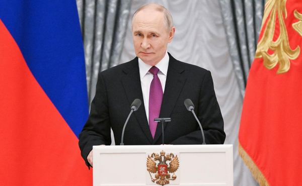 Путин заявил о присутствии корабля НАТО в зоне испытаний «Буревестника»
Путин заявил о присутствии корабля НАТО в зоне испытаний «Буревестника»