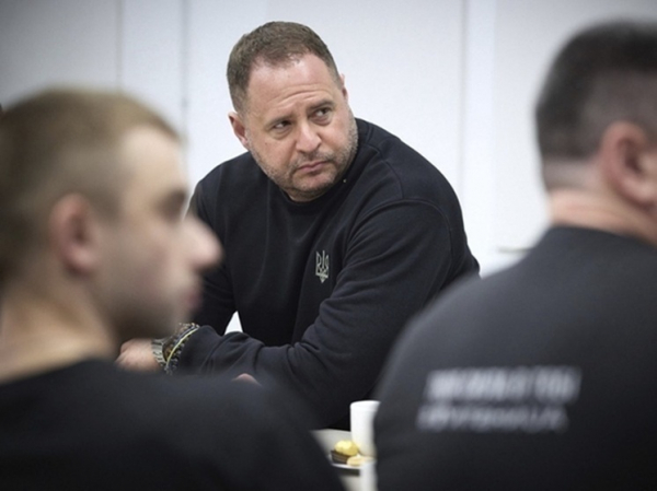 Депутат Рады прокомментировала слова Ермака о желании пойти в ВСУ после отставки