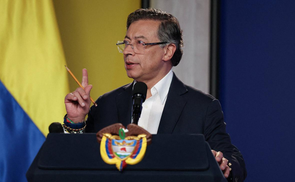 Глава Колумбии предостерег США легендой о беркуте и кондоре
Глава Колумбии предостерег США легендой о беркуте и кондоре