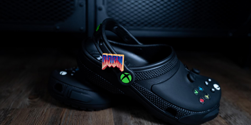 Microsoft представила кроксы в стиле Xbox &mdash; с подвесками Halo и Fallout